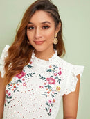 Blusa de lese com bordado