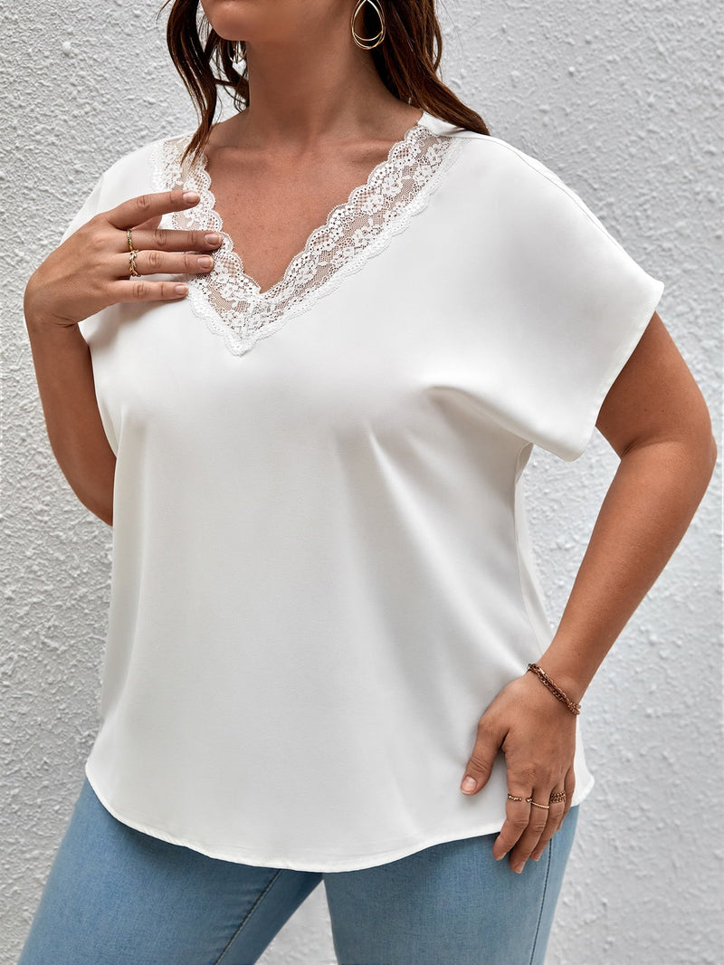Blusa com detalhes em renda