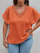 Blusa com detalhes em renda