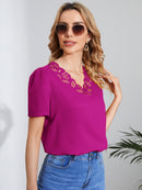 Blusa decote vazado