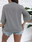 Blusa listrada, decote em V