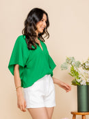 Blusa fluida com decote em V