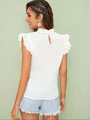 Blusa de lese com bordado