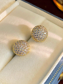 Brinco gota cravejado