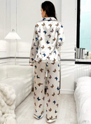 Pijama de cetim estampado