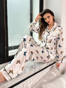 Pijama de cetim estampado