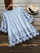 Blusa com detalhes em bordado