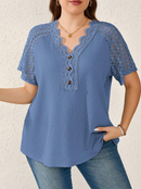 Blusa com inserção de renda