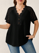 Blusa com inserção de renda