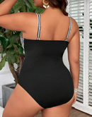 Maiô com estampa lateral - PLUS SIZE