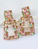 Brinco pedraria luxo