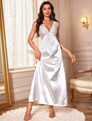 Camisola de cetim com renda