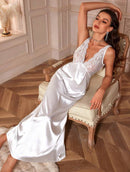 Camisola de cetim com renda