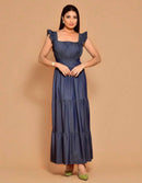 Vestido longo com babados