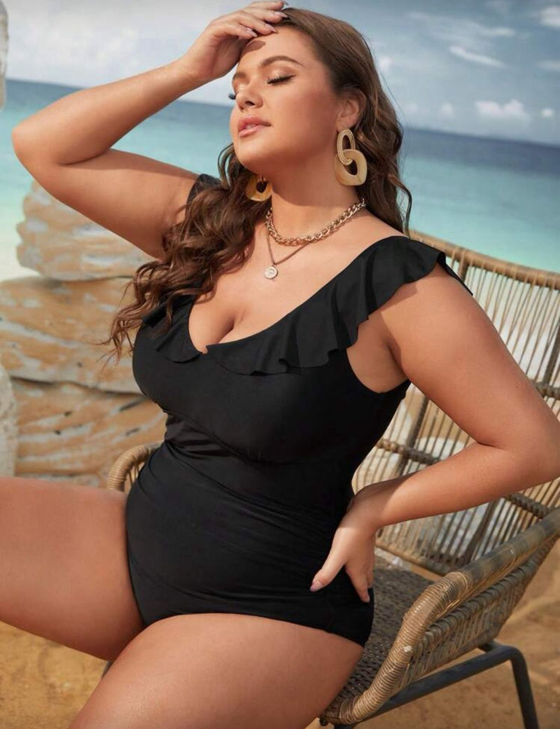 Maiô detalhe com babados - PLUS SIZE